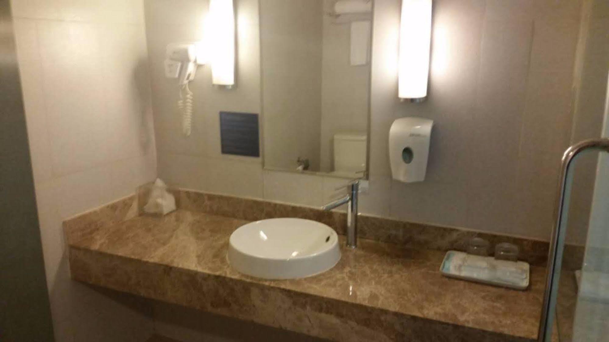 Holiday Inn Express Tianjin City Center Buitenkant foto